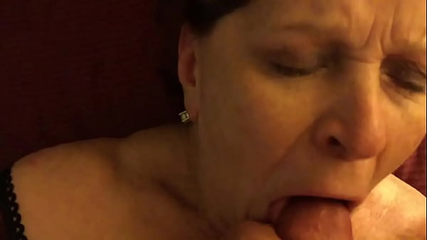 Mature granny sucks cock and slurps down cu